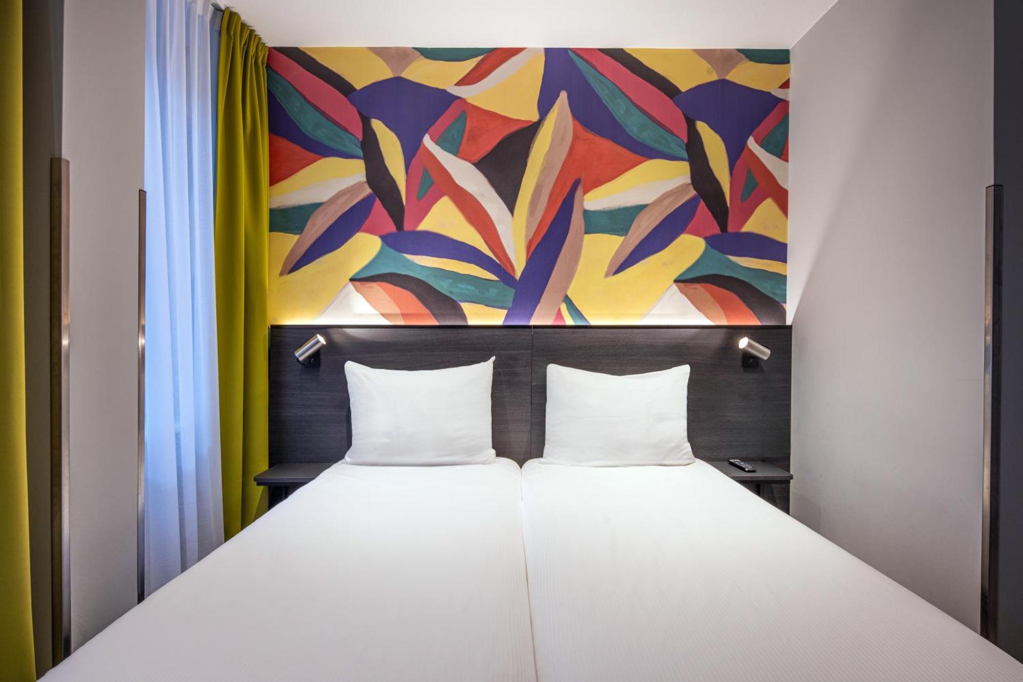 Thon Hotel Rotterdam City Centre Exteriör bild